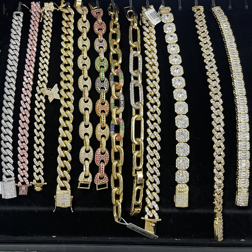 Custom hip hop jewelry