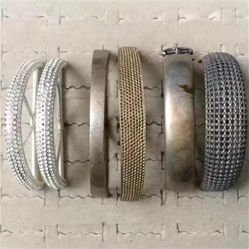 Silver bangles model 18